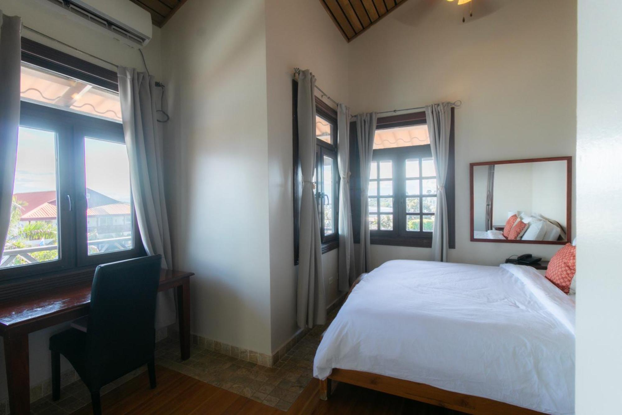 Hotel Palma Royale Bocas Town Ngoại thất bức ảnh